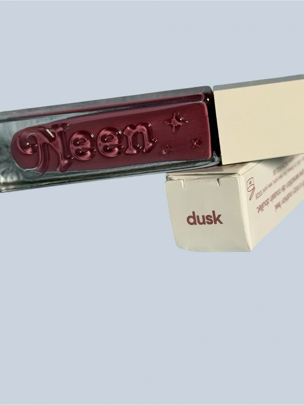 Neen Glisten Up Creamy Lip Gloss - DUSK- Deep Berry- NIB